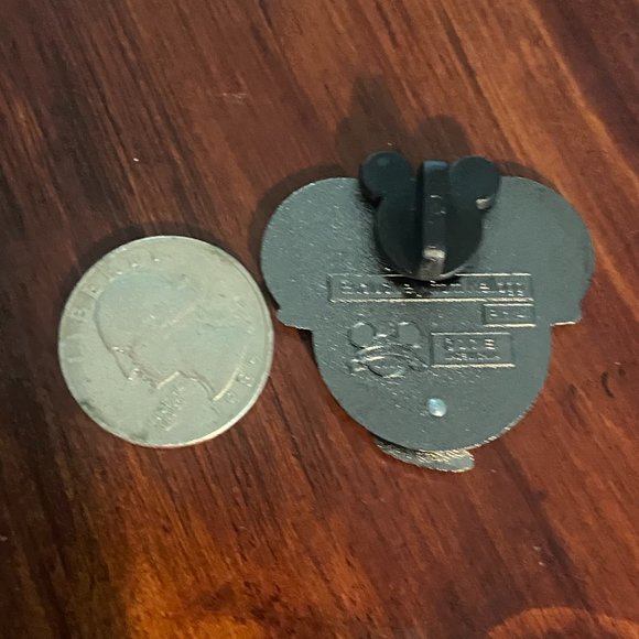 2006 Disney Kellogg's Happiest Celebration On Earth Tea Cups Disney Pin - Picture 4 of 5